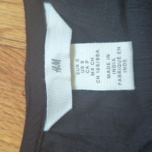 H&M Tank - Picture 2 of 3